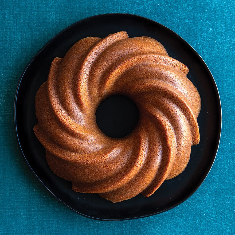 Formed Swirl Bundt® PanFormed Swirl Bundt® Pan - Image 3