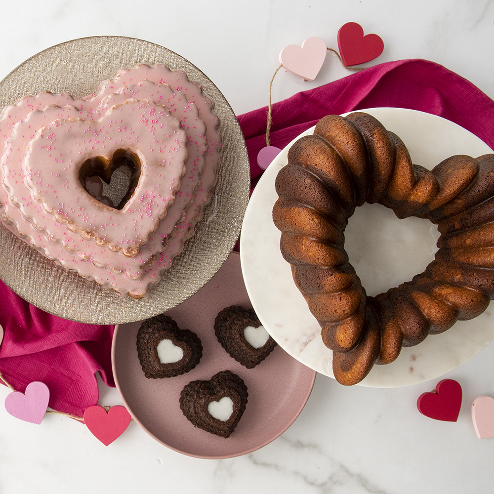 Tiered Heart Cakelet PanTiered Heart Cakelet Pan - Image 6