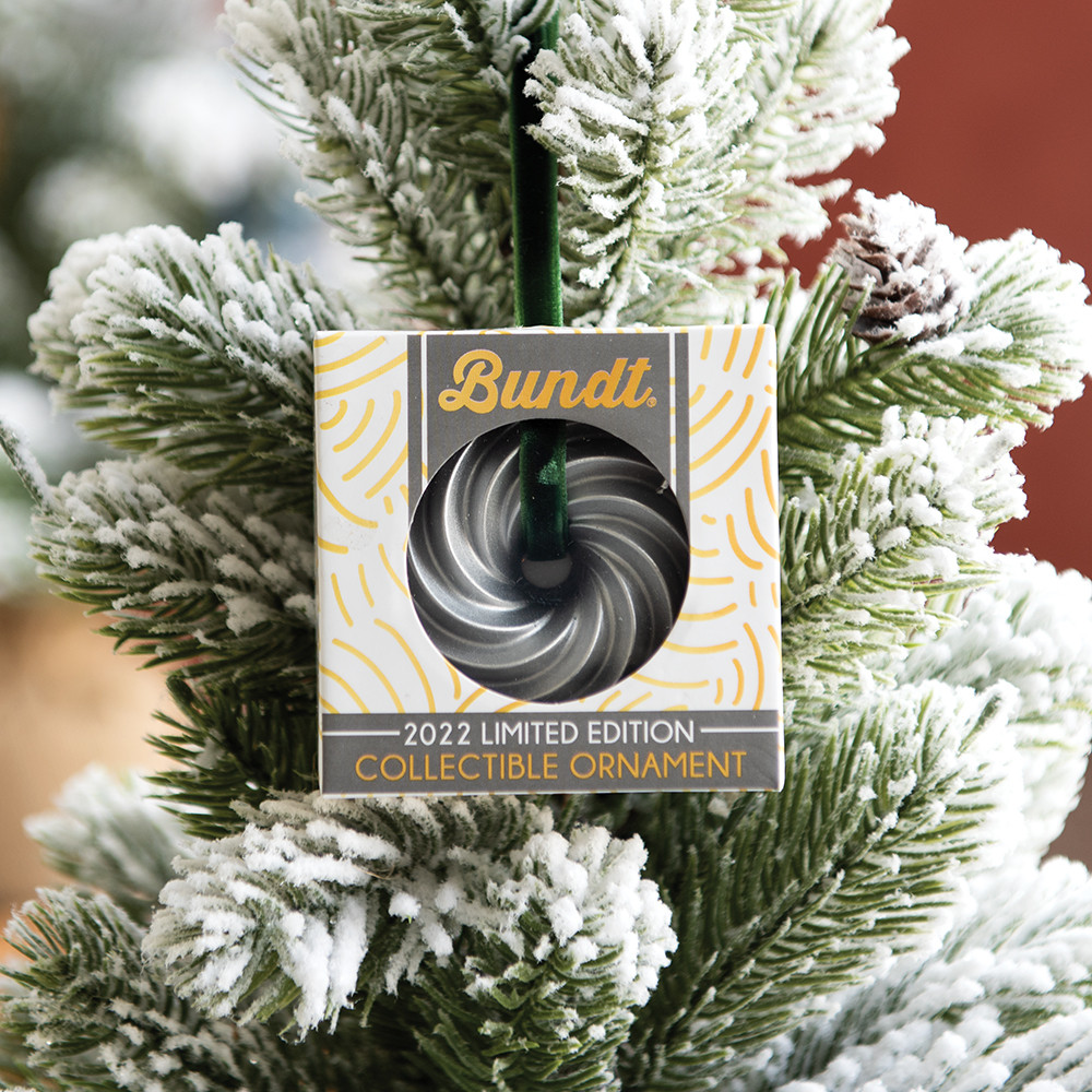 Heritage Bundt® Collectible OrnamentHeritage Bundt® Collectible Ornament - Image 4