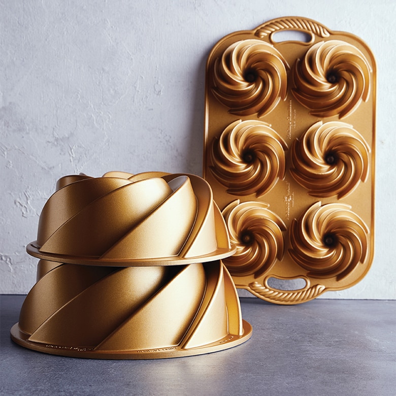 6 Cup Heritage Bundt® Pan6 Cup Heritage Bundt® Pan - Image 7