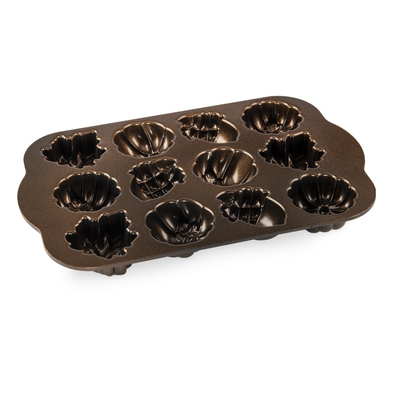 Autumn Delights Cakelet PanAutumn Delights Cakelet Pan - Image 6