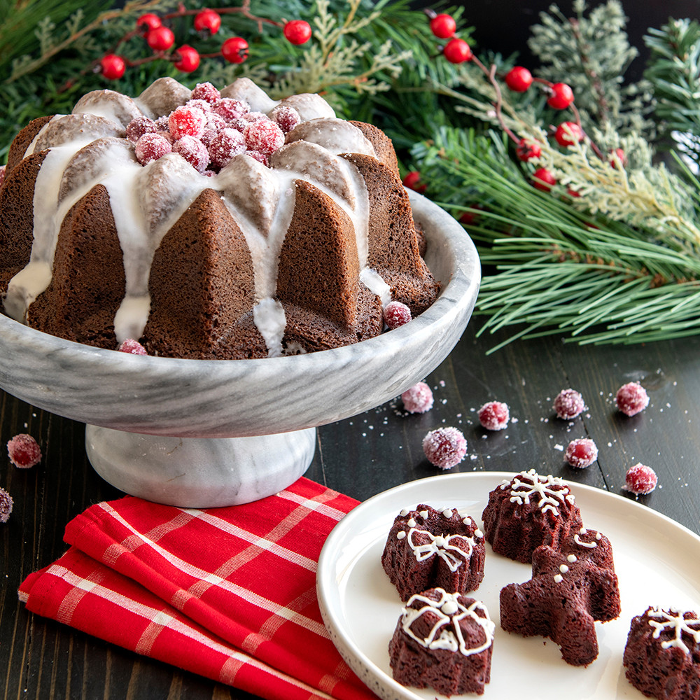 Vintage Star Bundt® PanVintage Star Bundt® Pan - Image 4