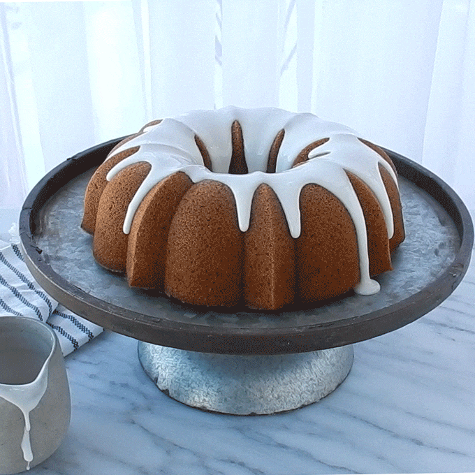 Anniversary Bundt® PanAnniversary Bundt® Pan - Image 9