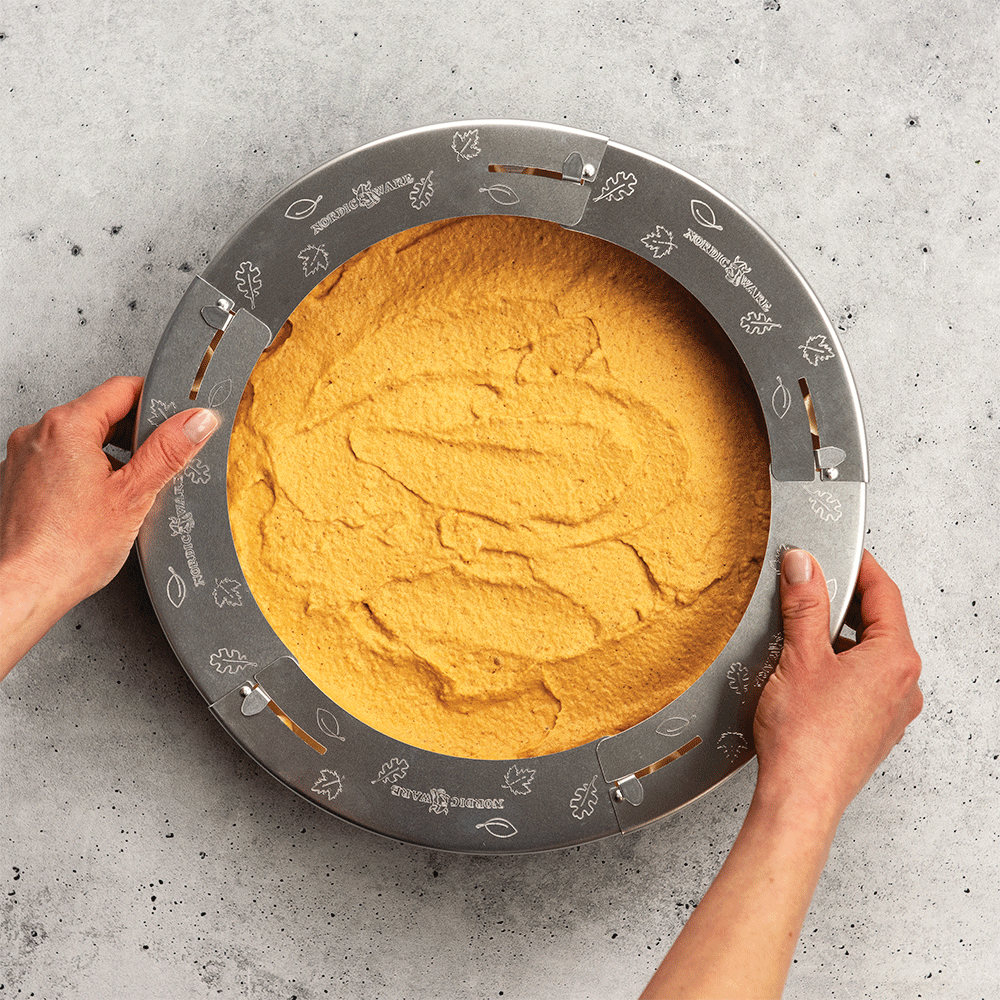 Adjustable Pie Crust ShieldAdjustable Pie Crust Shield - Image 6