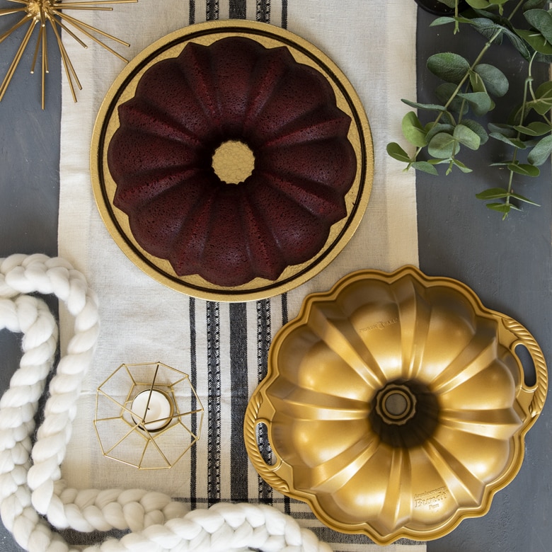 Anniversary Bundt® PanAnniversary Bundt® Pan - Image 2