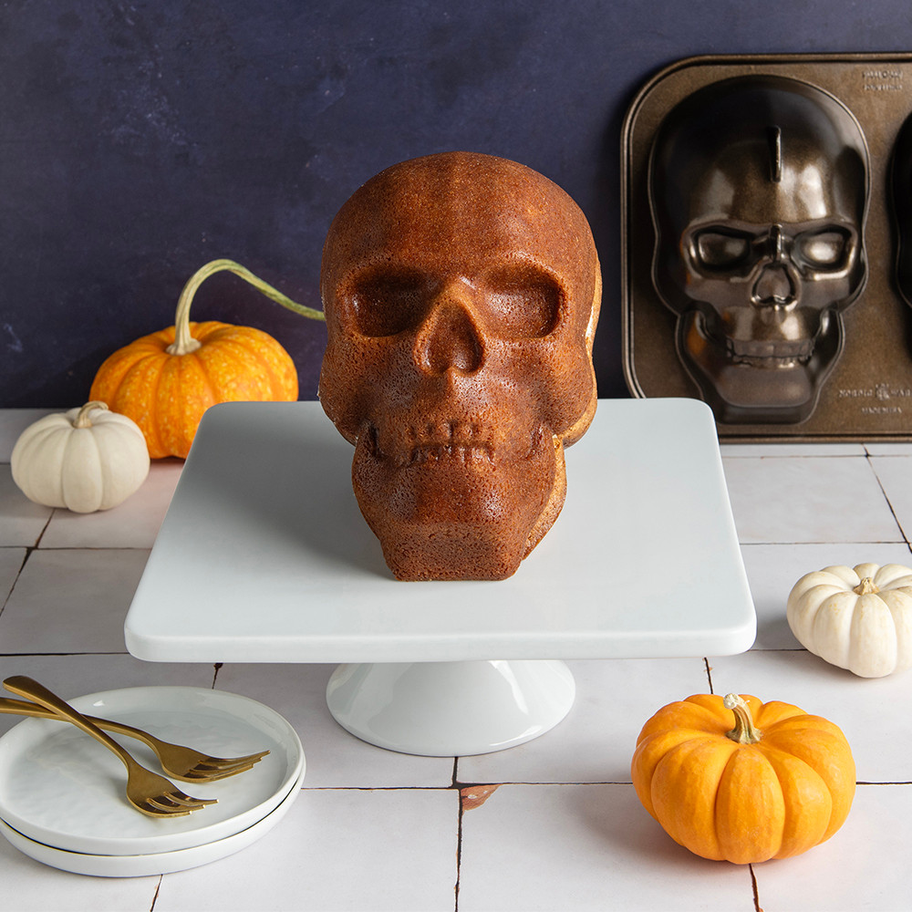 Haunted Skull Cake PanHaunted Skull Cake Pan - Image 2