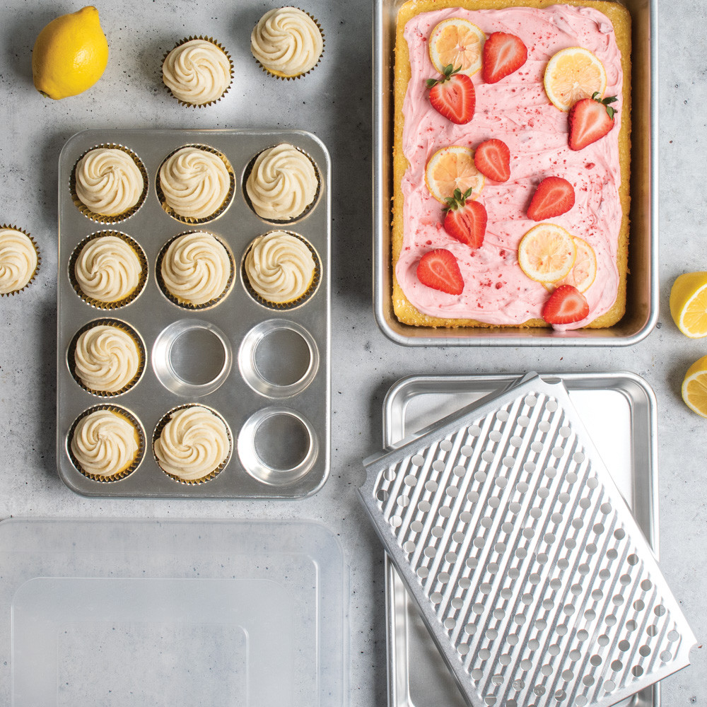 Naturals® Bakeware 5 Piece Bake & Store SetNaturals® Bakeware 5 Piece Bake & Store Set - Image 3