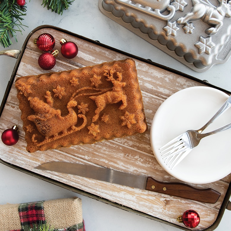 Santa's Sleigh Loaf PanSanta's Sleigh Loaf Pan - Image 3