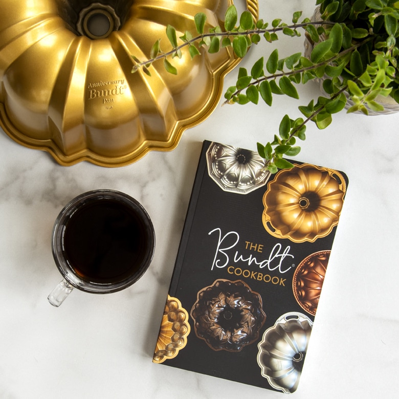 The Bundt® CookbookThe Bundt® Cookbook - Image 3
