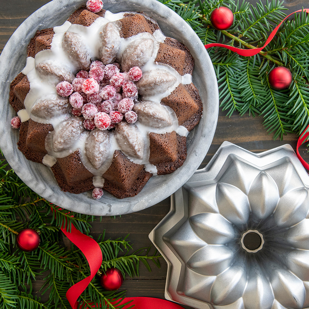 Vintage Star Bundt® PanVintage Star Bundt® Pan - Image 3