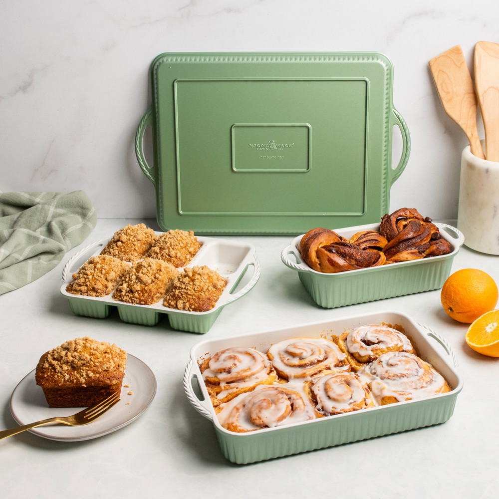 Cardamom™ 4 Piece Bakeware SetCardamom™ 4 Piece Bakeware Set - Image 3