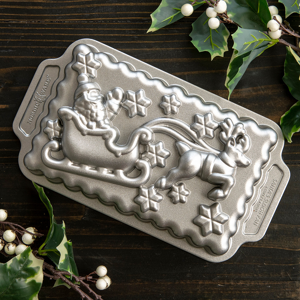 Santa's Sleigh Loaf PanSanta's Sleigh Loaf Pan - Image 6