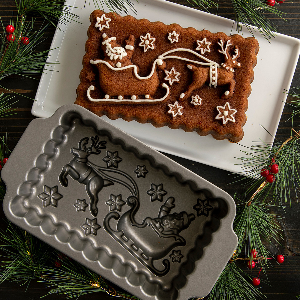 Santa's Sleigh Loaf PanSanta's Sleigh Loaf Pan - Image 5