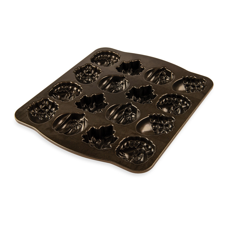 Autumn Cakelet PanAutumn Cakelet Pan - Image 2